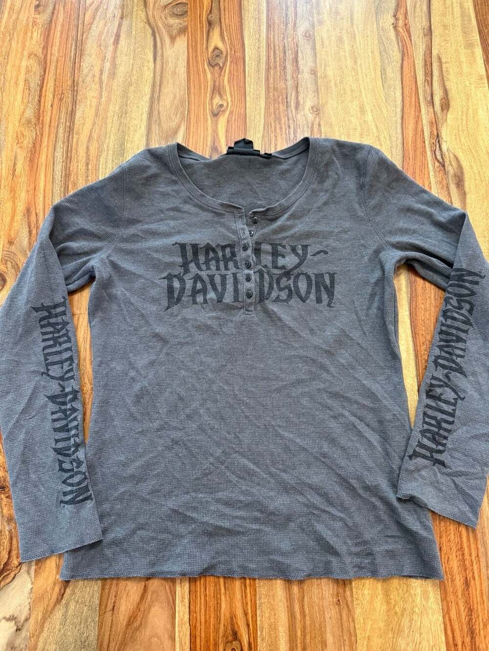 Harley-Davidson Women's Size M Gray Waffle Knit Henley